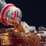 В России предложили запретить продажу газированных напитков несовершеннолетним В России предложили запретить продажу газированных напитков несовершеннолетним