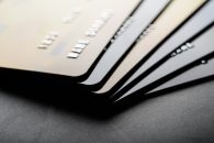 Банк России назвал поддержку карт Visa и Mastercard лишними издержками для НСПК