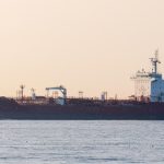 Япония возобновила закупки российской нефти из-за кризиса с Ираном