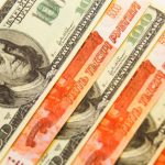 Мосбиржа: Доллар ниже 80 рублей