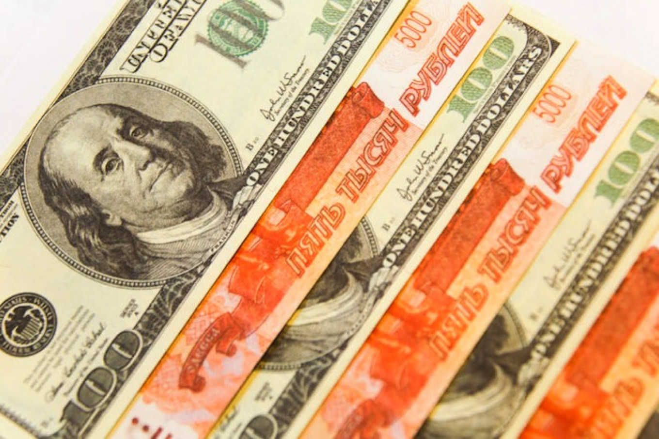 «Сбербанк» рассказал, как будет происходить конвертация валюты в рубли