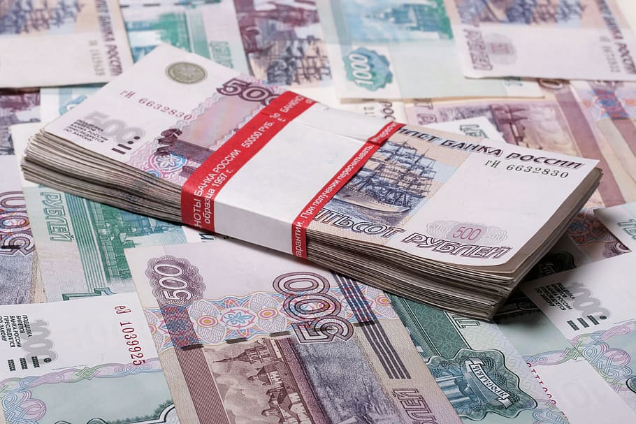 Рубль стал самой волатильной валютой мира