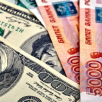 Россияне установили рекорд по покупкам иностранной валюты в июле
