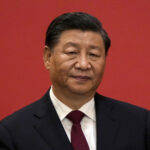 Bloomberg: китайский рынок отреагировал на переизбрание Си снижением