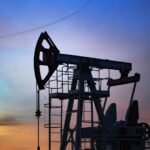 Минфин: Россия недополучила 90 млрд рублей нефтедоходов в ноябре