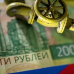 Мосбиржа: Рубль на 10-месячном минимуме
