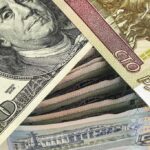 Альфа-банк: Доллар будет стоить 100 рублей в августе