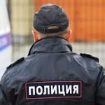 Полиция ищет рыжеволосого мужчину после убийства матери и дочери