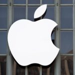 Apple обвиняется в нарушении трудовых прав работников