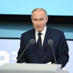 Путин: Россия продолжит повышать доступность массового спорта