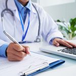 В России с 1 сентября изменятся правила платных медицинских услуг