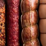 Петербургская биржа рассмотрит запуск торгов мясной продукцией