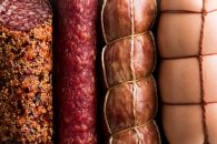 Петербургская биржа рассмотрит запуск торгов мясной продукцией